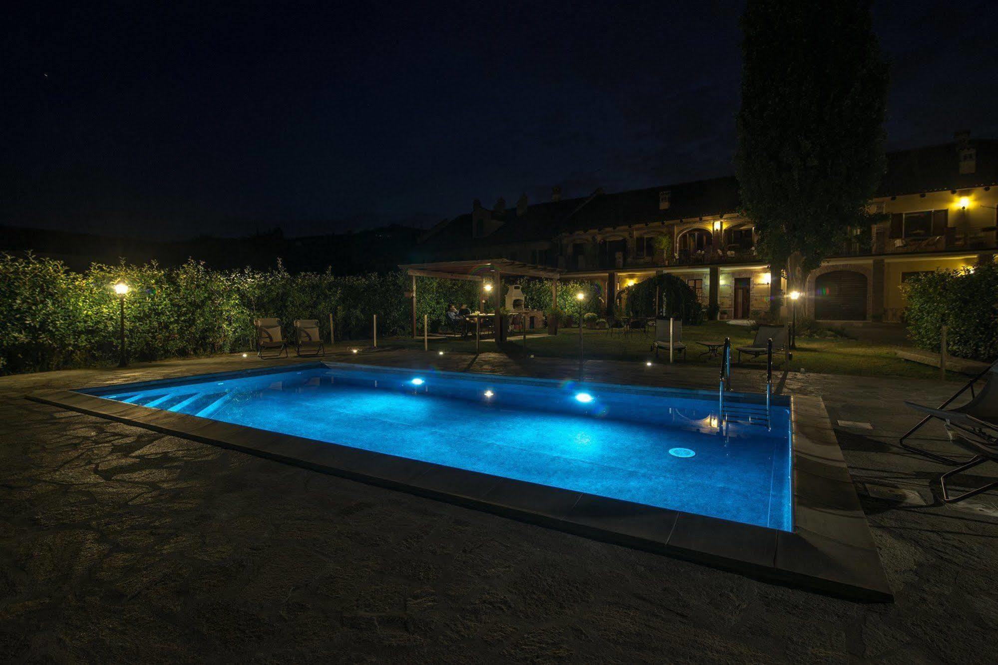 Cascina Rocca - Guest House Castiglione Falletto Exterior foto