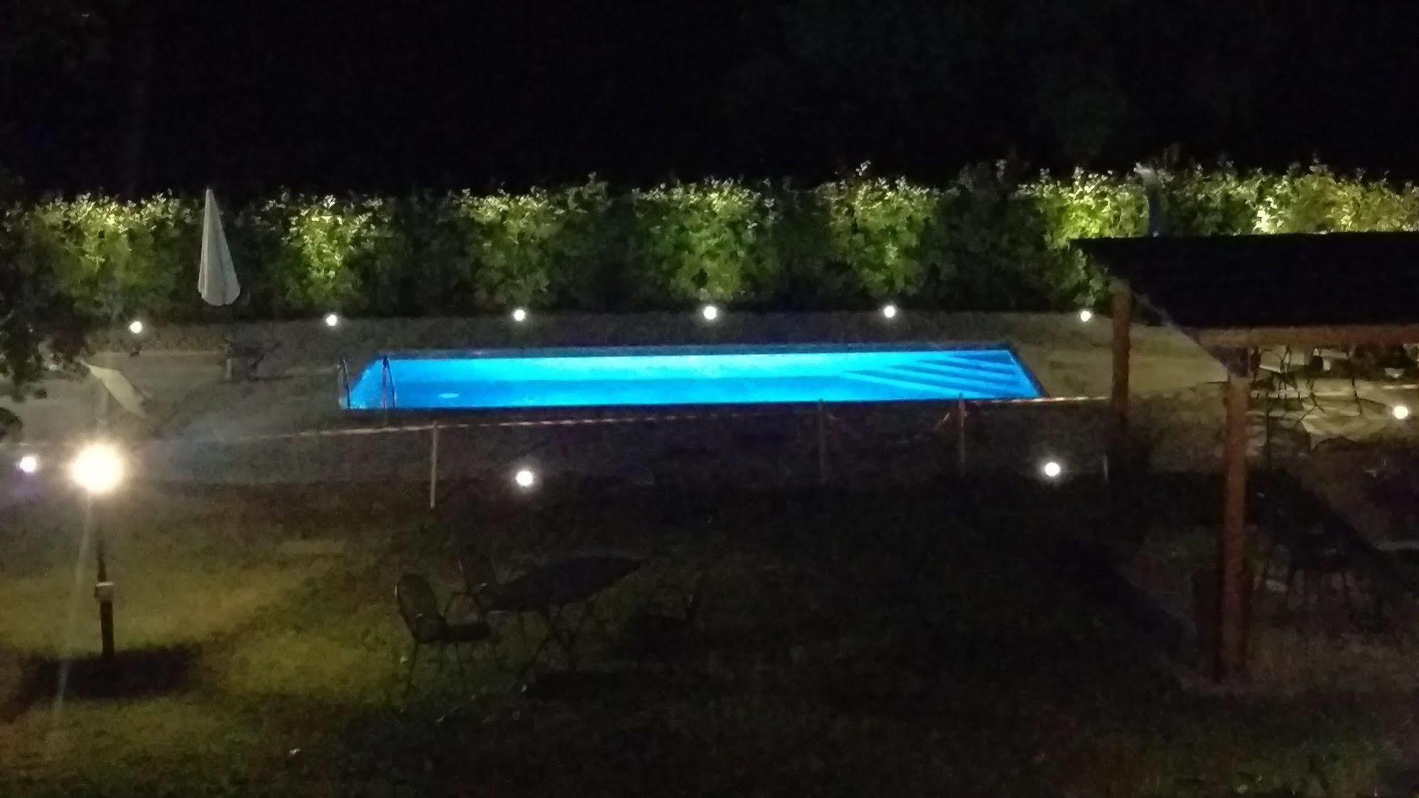 Cascina Rocca - Guest House Castiglione Falletto Exterior foto